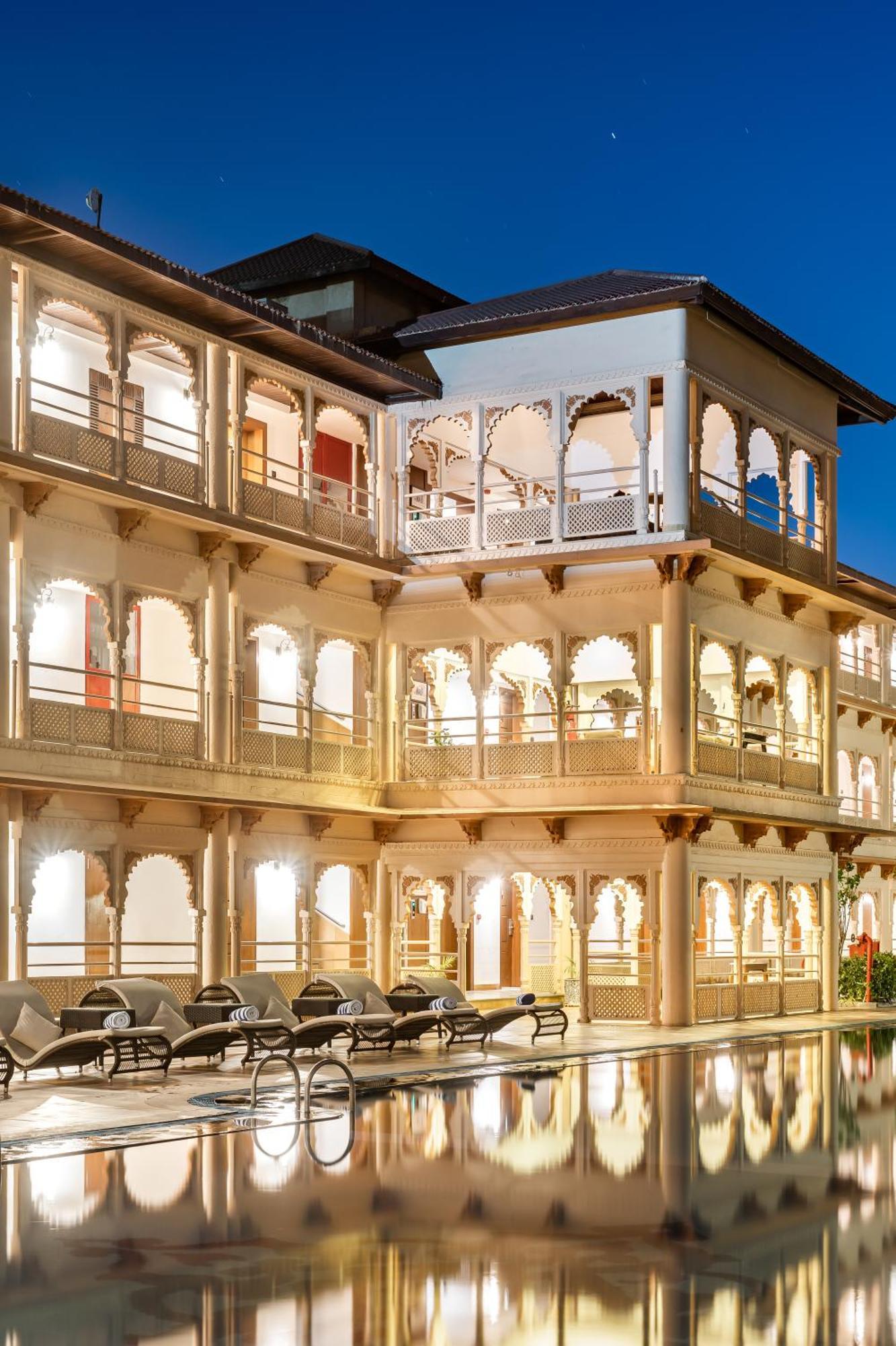 Holiday Resort & Spa A Unit Of S Poddar Group Gandhidham Exterior photo