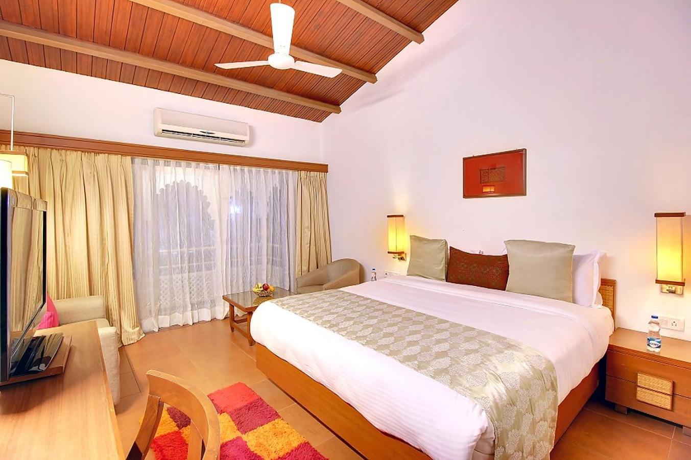 Holiday Resort & Spa A Unit Of S Poddar Group Gandhidham Exterior photo
