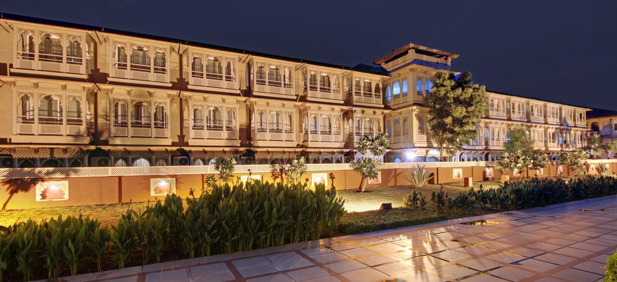 Holiday Resort & Spa A Unit Of S Poddar Group Gandhidham Exterior photo